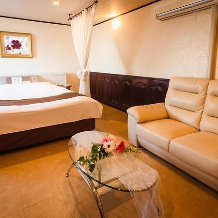 Santa No Ouchi-Lovehotel Miyazaki Εξωτερικό φωτογραφία