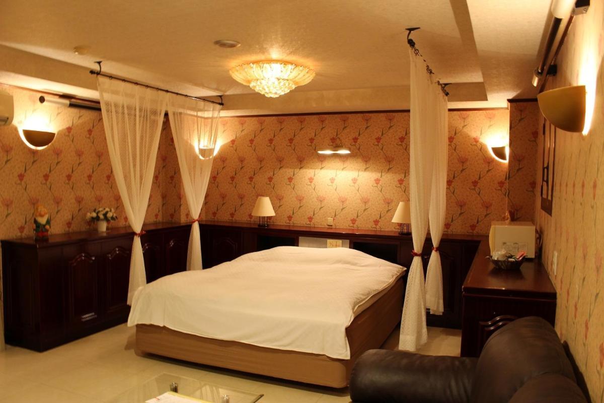 Santa No Ouchi-Lovehotel Miyazaki Εξωτερικό φωτογραφία