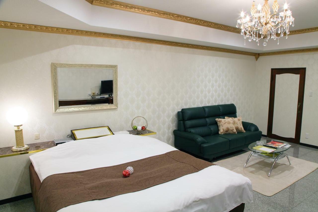Santa No Ouchi-Lovehotel Miyazaki Εξωτερικό φωτογραφία